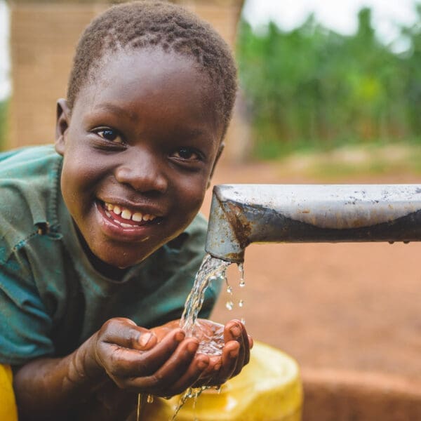 Humanitarian_Documentary_NGO_Photography_Marshall_Foster-142